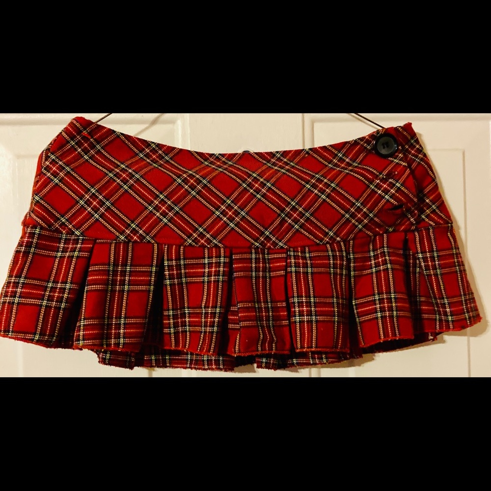 Ladies ultra mini skirt red plaid
